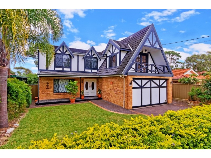 115 Cams Boulevard, Summerland Point NSW 2259