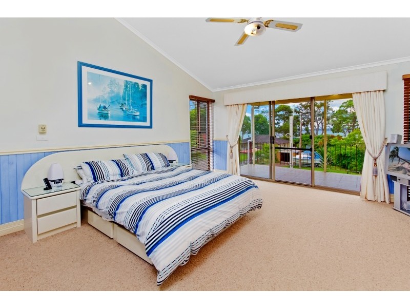 54 Kullaroo Road, Summerland Point NSW 2259