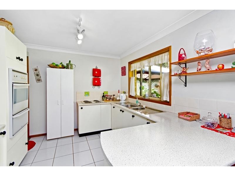 57 Yeramba Road, Summerland Point NSW 2259