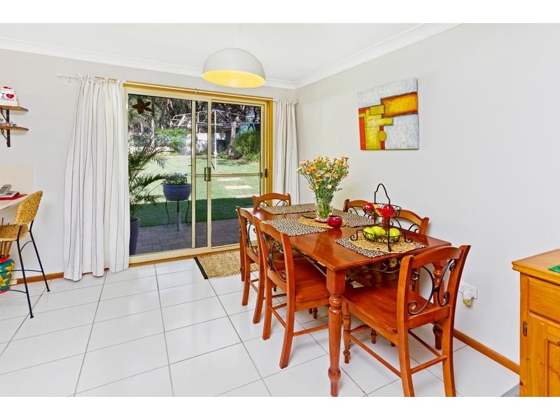 57 Yeramba Road, Summerland Point NSW 2259
