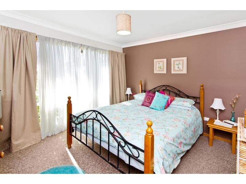 57 Yeramba Road, Summerland Point NSW 2259