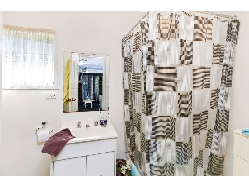 229 Tall Timbers Road, Chain Valley Bay NSW 2259