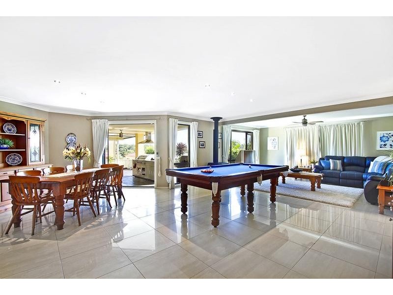 32 Wymeera Circuit, Wyee Point NSW 2259