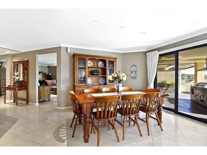 32 Wymeera Circuit, Wyee Point NSW 2259