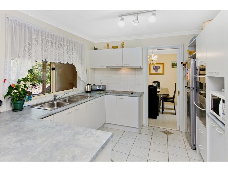 33 Bay Vista Way, Gwandalan NSW 2259