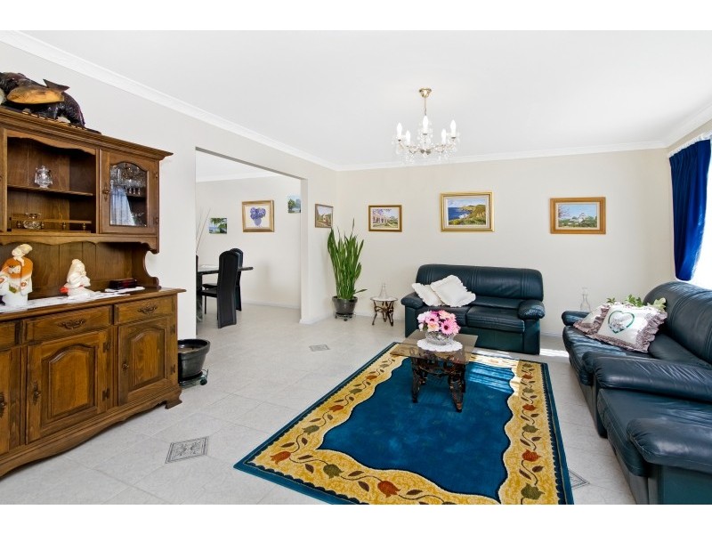 33 Bay Vista Way, Gwandalan NSW 2259
