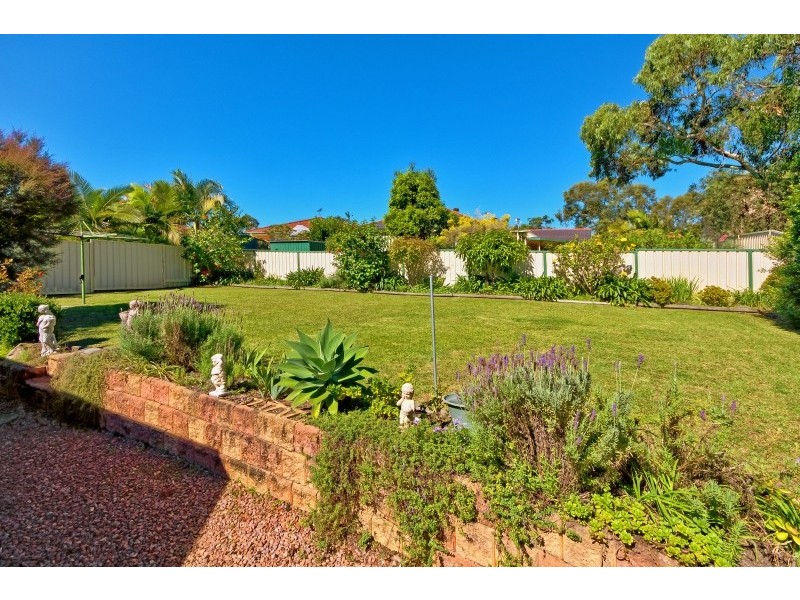 33 Bay Vista Way, Gwandalan NSW 2259