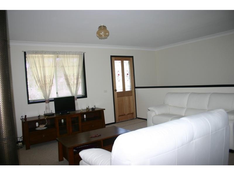 2 Cudgee Avenue, Summerland Point NSW 2259