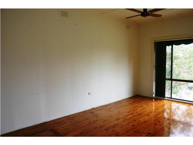 36 Kenilworth Street, Mannering Park NSW 2259
