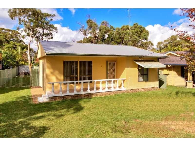 7 Moonah Place, Gwandalan NSW 2259