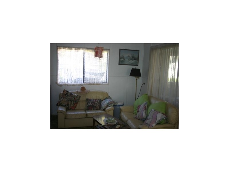 20 Monterey Street, Mannering Park NSW 2259