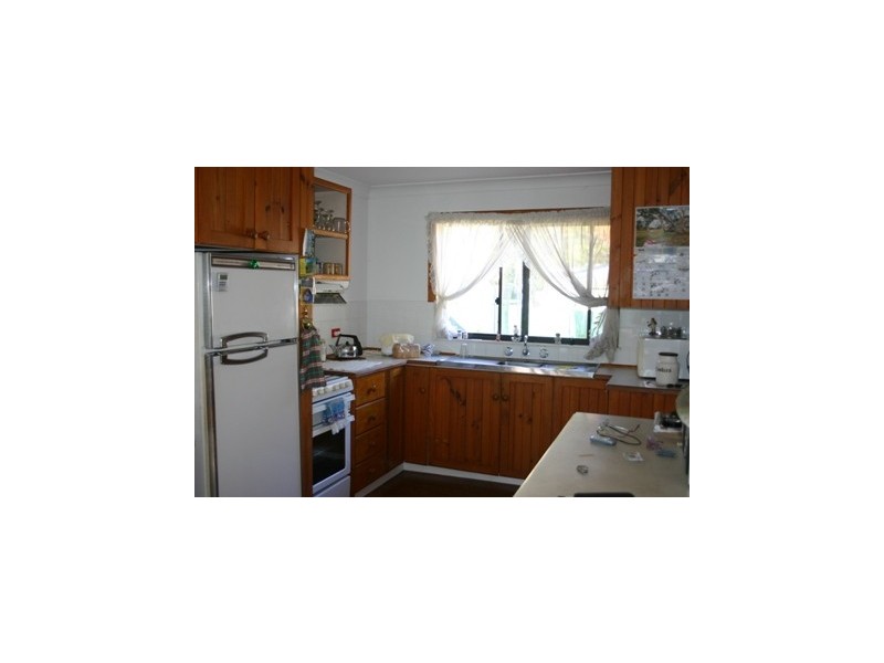 20 Monterey Street, Mannering Park NSW 2259