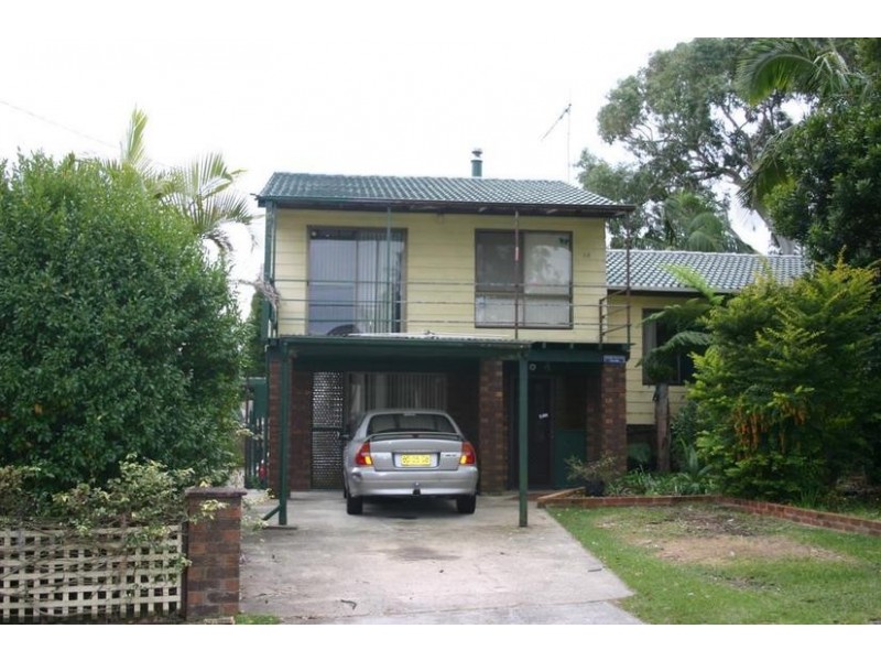 14 Waverley Road, Mannering Park NSW 2259