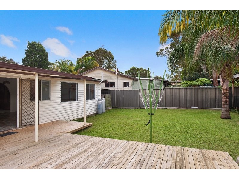 21 Queens Road, Lake Munmorah NSW 2259