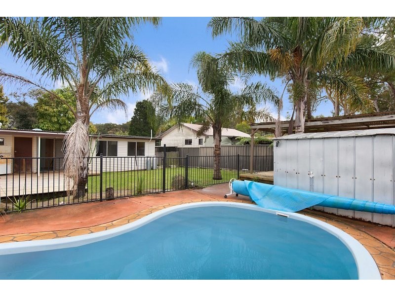21 Queens Road, Lake Munmorah NSW 2259