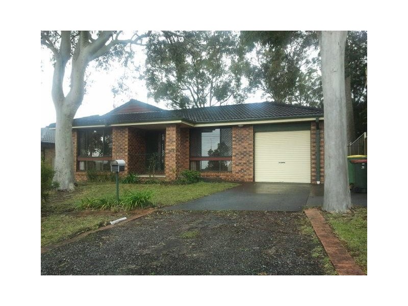 7 Blackford Avenue, Kanwal NSW 2259