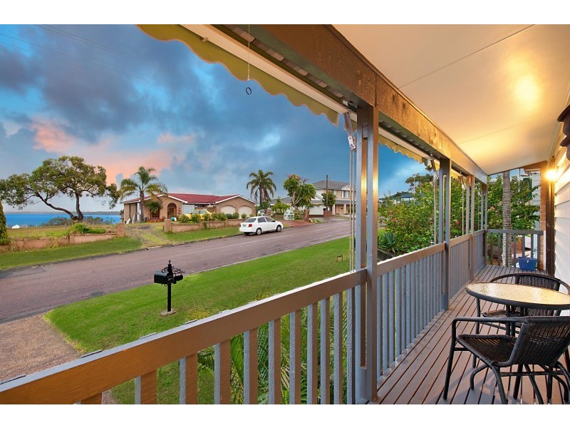 43 Terence Avenue, Lake Munmorah NSW 2259