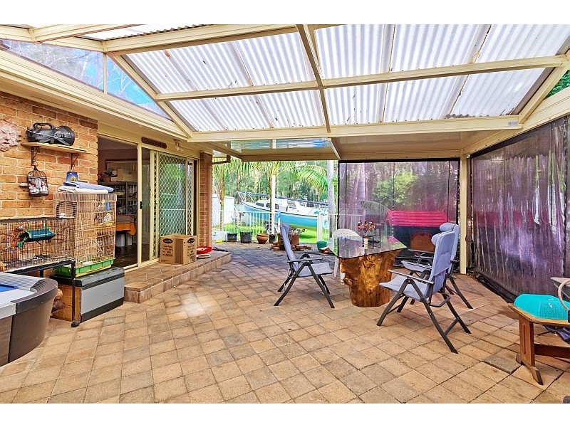 2 Ginganup Road, Summerland Point NSW 2259