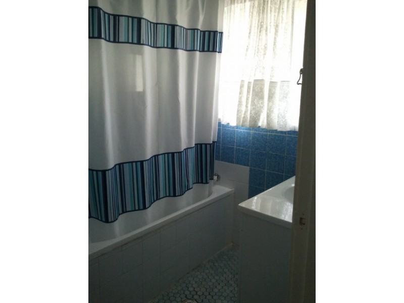 19 Murrumbong Road, Summerland Point NSW 2259