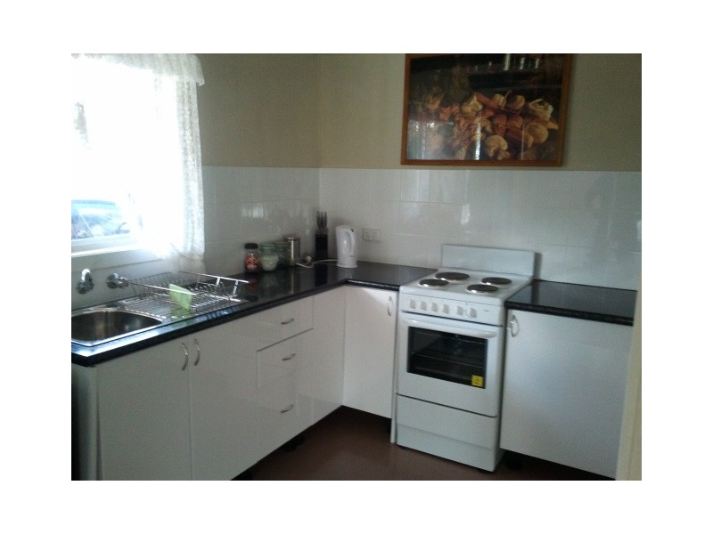 19 Murrumbong Road, Summerland Point NSW 2259