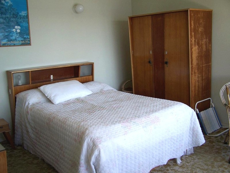 1A Kenilworth Street, Mannering Park NSW 2259