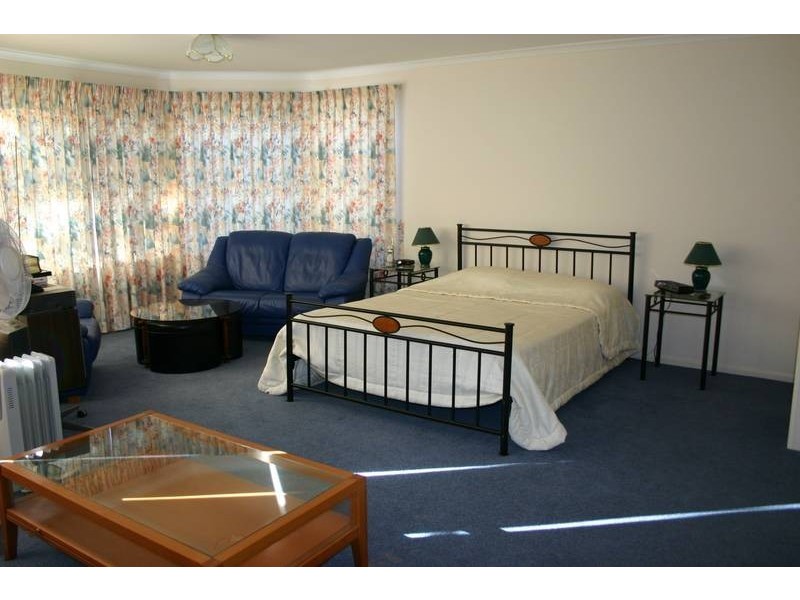 56 Lloyd Avenue, Chain Valley Bay NSW 2259