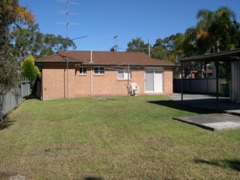 12 Deakin Avenue, Lake Munmorah NSW 2259