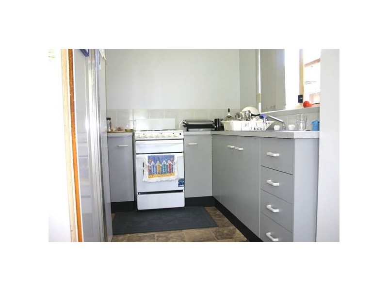 15A Montrose Avenue, Mannering Park NSW 2259