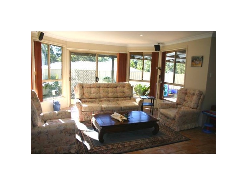 Anchorage Circle, Summerland Point NSW 2259