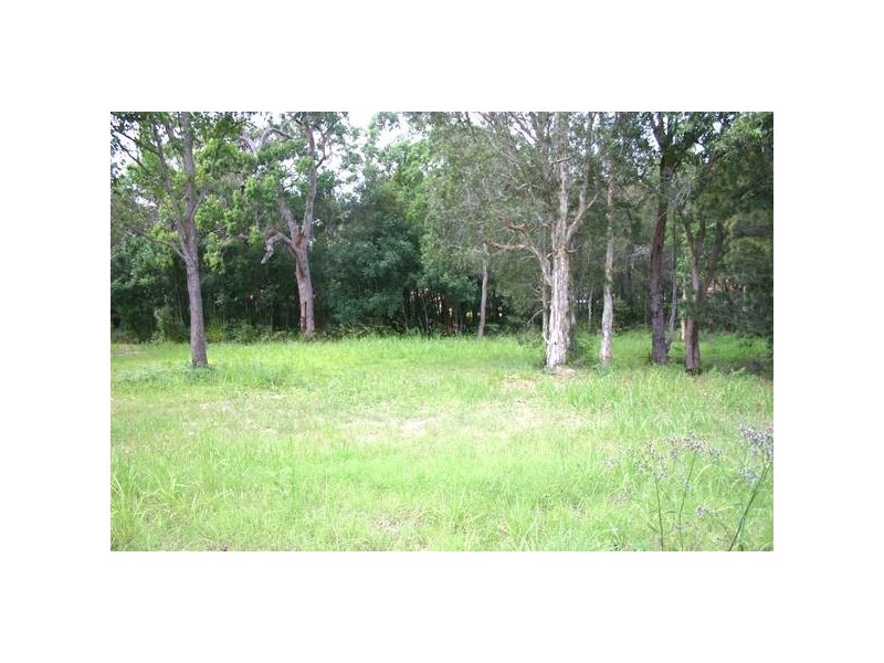 5 Illawong Road, Summerland Point NSW 2259