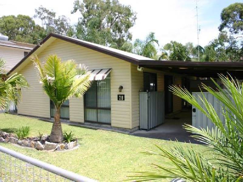 28 Murrumbong Road, Summerland Point NSW 2259