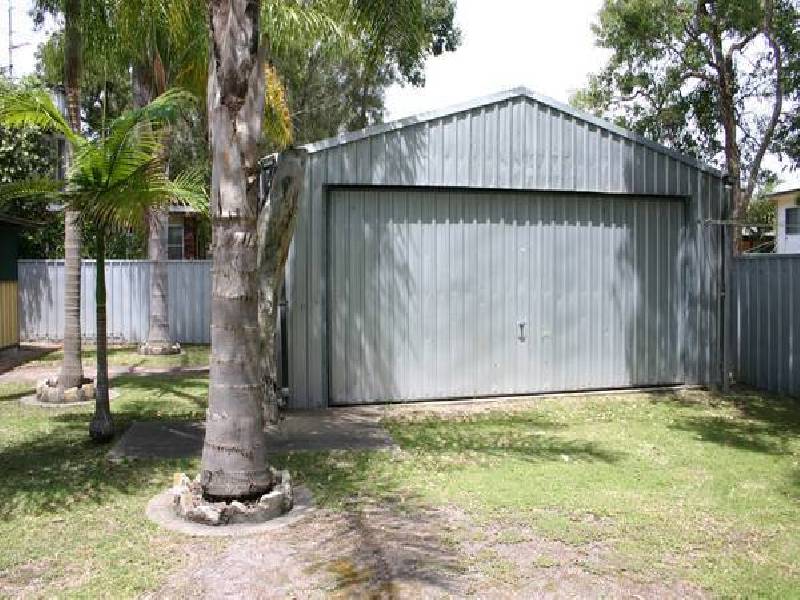28 Murrumbong Road, Summerland Point NSW 2259