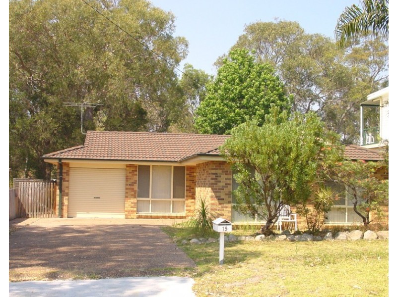 15 GYMEA CRESCENT, Mannering Park NSW 2259