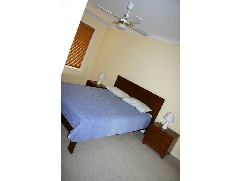 Mannering Park NSW 2259