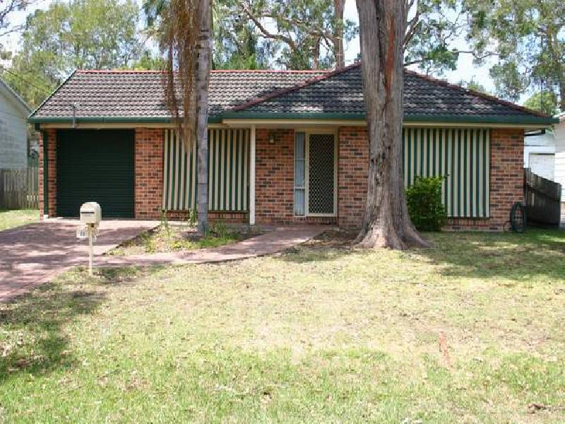 33 Murrumbong Road, Summerland Point NSW 2259