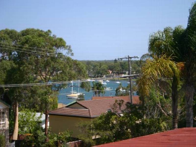 Winbin Crescent, Gwandalan NSW 2259