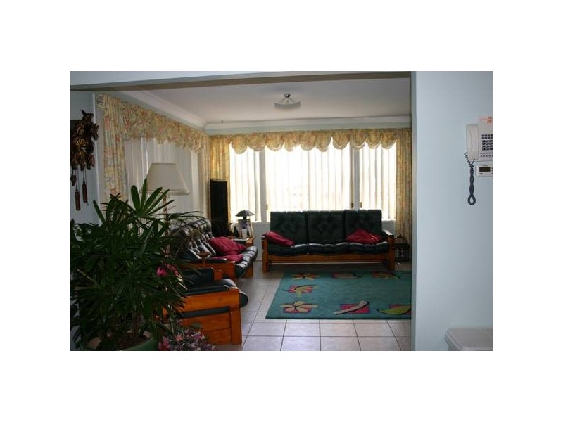 Winbin Crescent, Gwandalan NSW 2259