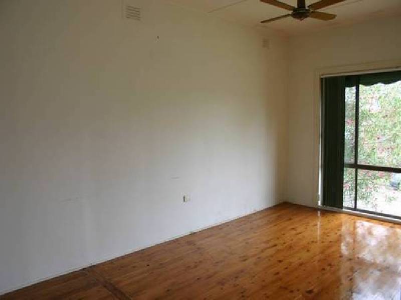 36 Kenilworth Street, Mannering Park NSW 2259