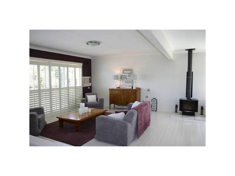 98 Kullaroo Road, Summerland Point NSW 2259