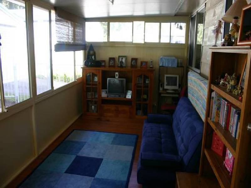 33 Yeramba Road, Summerland Point NSW 2259