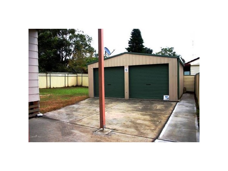 Vales Road, Mannering Park NSW 2259