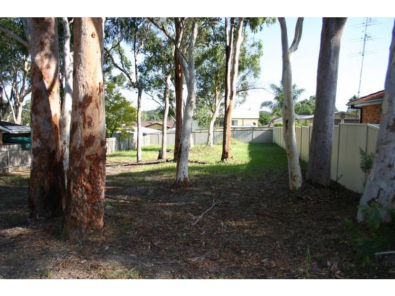 74 Catherine Street, Mannering Park NSW 2259