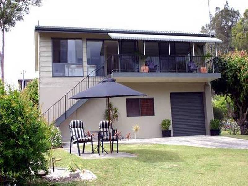 2 KEVIN STREET, Mannering Park NSW 2259