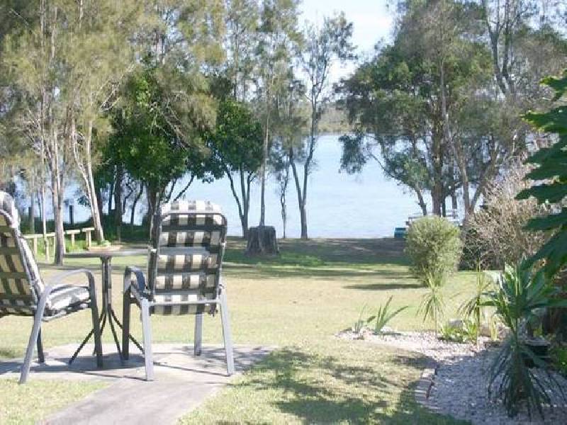 2 KEVIN STREET, Mannering Park NSW 2259