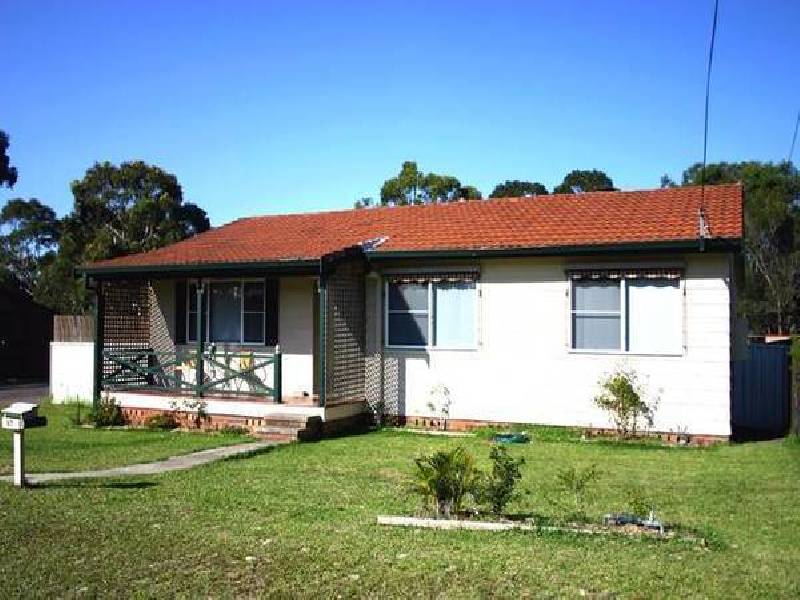 27 Kangaroo Avenue, Lake Munmorah NSW 2259