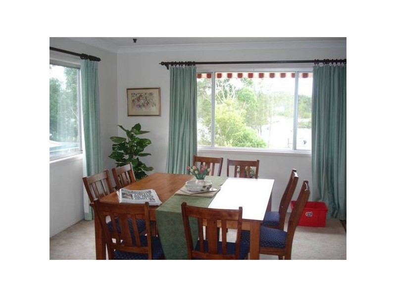 66 LLOYD AVENUE, Chain Valley Bay NSW 2259
