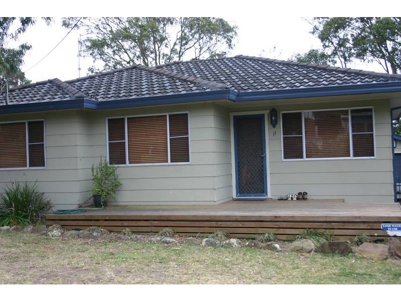 11 Buckland Avenue, Kanwal NSW 2259