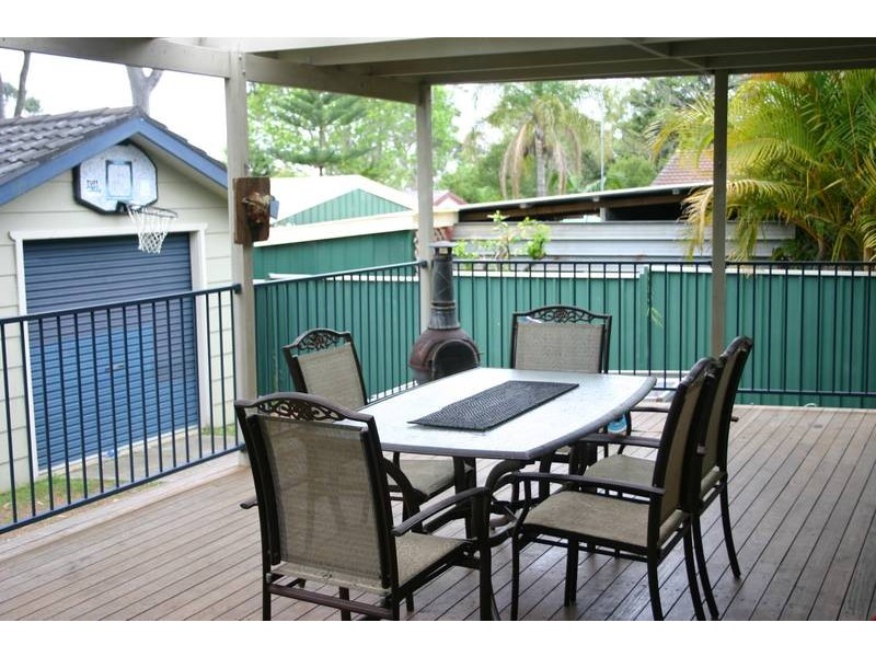 11 Buckland Avenue, Kanwal NSW 2259