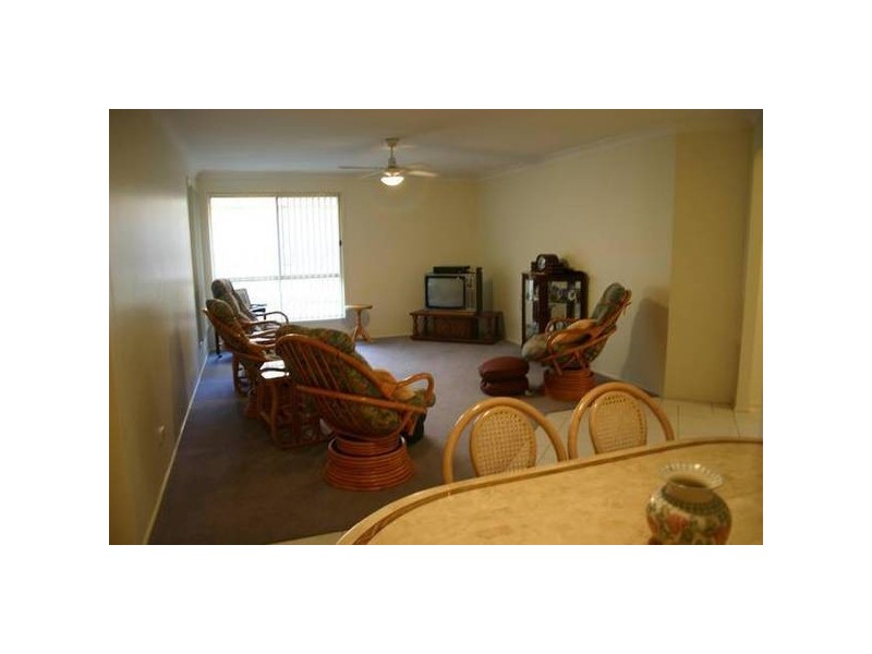 Tradewinds Avenue, Summerland Point NSW 2259