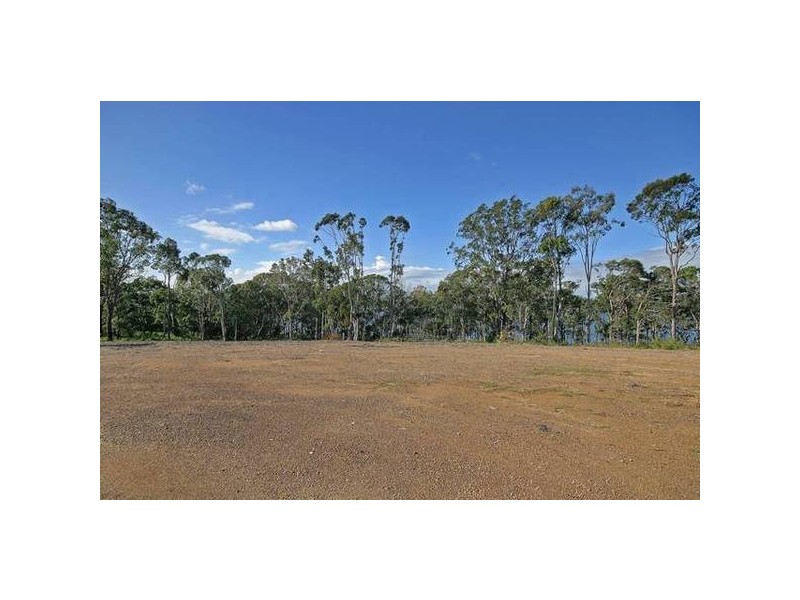 33 Wymeera Circuit, Wyee Point NSW 2259